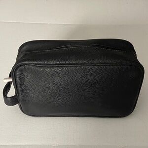 Thirty-One Black Mens Travel Toiletry bag NWOT